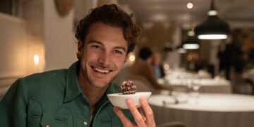 Knife Edge: Chasing Michelin Stars, Apple TV+ annuncia la docuserie culinaria: i primi dettagli