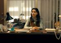 Ponies: le prime immagini della serie Peacock con Emilia Clarke